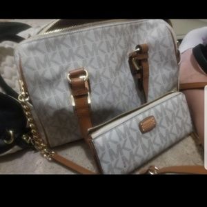 Michael Kors handbag and wallet